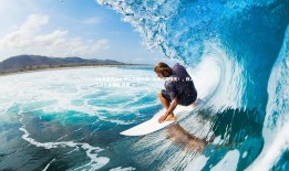 V体育官方app-铁人三项决战，强者问鼎领先！，铁人三项比赛视频 观看